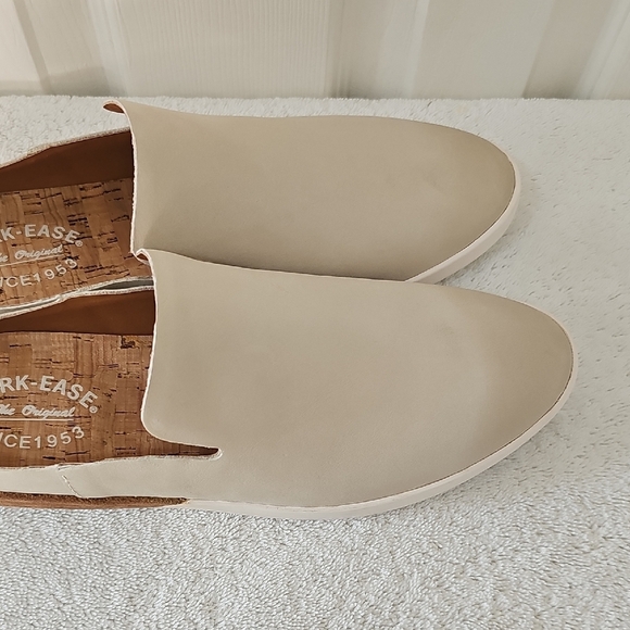 Kork-Ease Women's Leather Tan Slip On Loafers Size 8.5 EUC - Picture 7 of 12